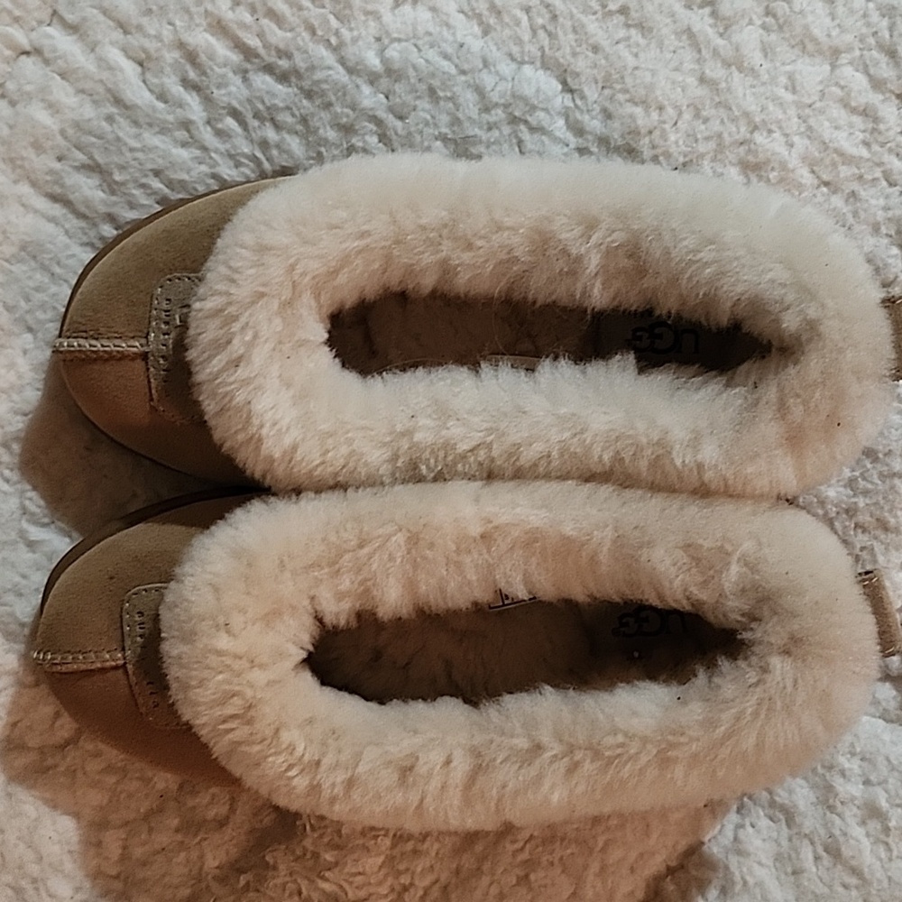 UGG Women's Rylan Slip On Shoe Slippers Chestnut Size 7 | S/N 1871